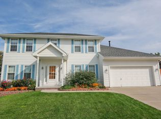 2116 Franklin Dr, Papillion, NE 68133