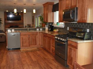95 Orchard Beach Dr, North East, PA 16428