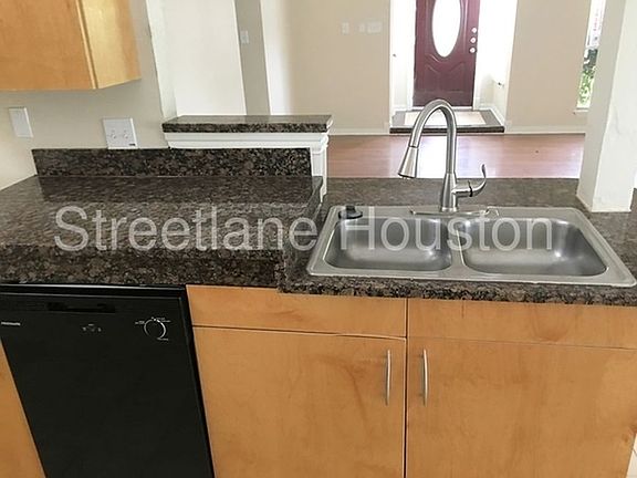 5th image of 6823 Drewlaine Fields Ln #0