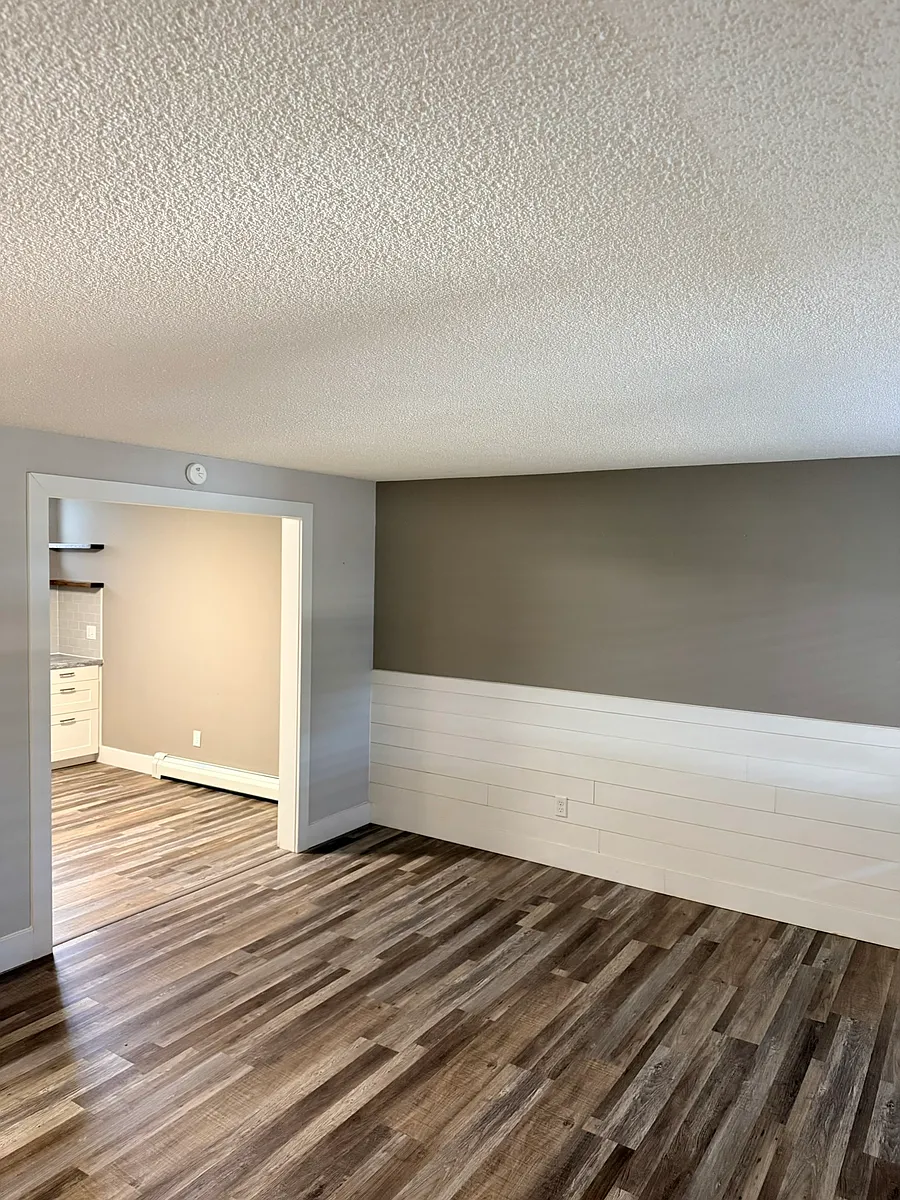 Building Photo - 234 N Lorimier St #3