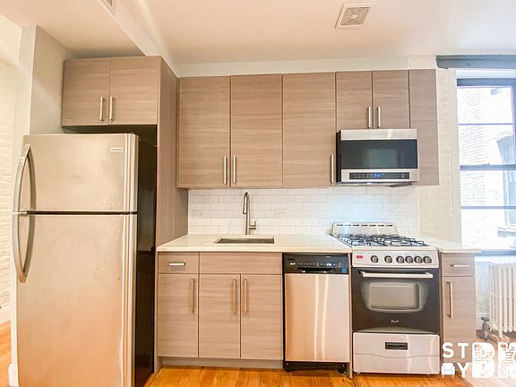 5th image of 1161 President St #5A