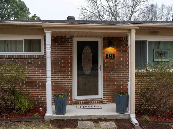 451 Pineywood Rd, Gardendale, AL 35071