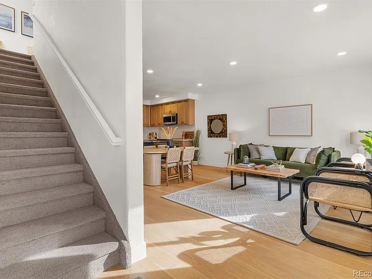56 S Lowell Blvd — Photo 5