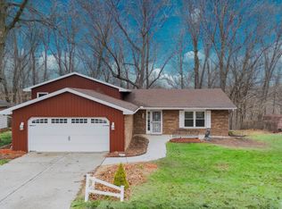 3563 W Saymore Ln, Peoria, IL 61615