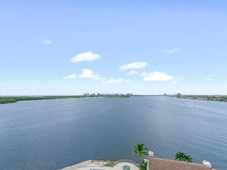 100 Lakeshore Dr #957 — Photo 3