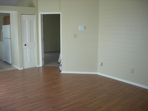 4th image of 2427 Haviland Dr