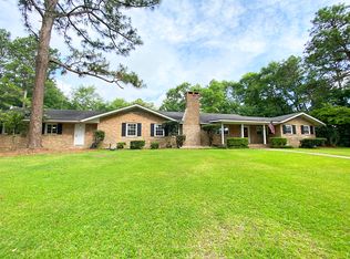 1 Village Ln, Hattiesburg, MS 39402