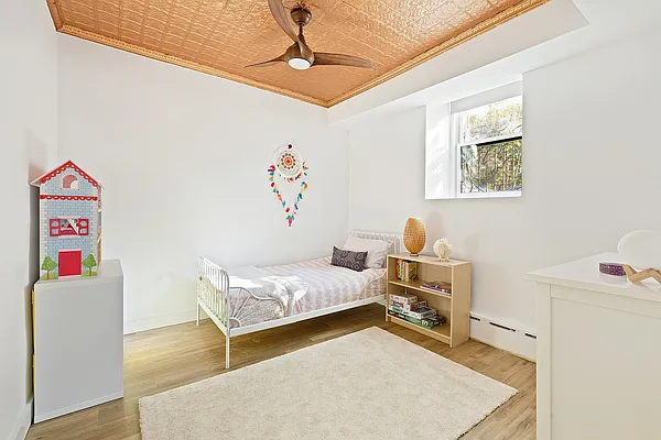 Sold by Compass | media 16