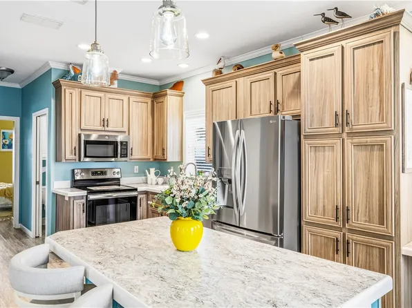 860 Nettles Blvd #860, Jensen Beach, FL 34957