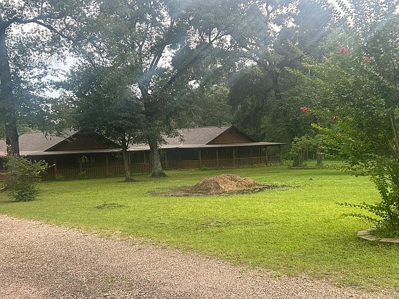3rd image of 28615 Ascot Farms Rd