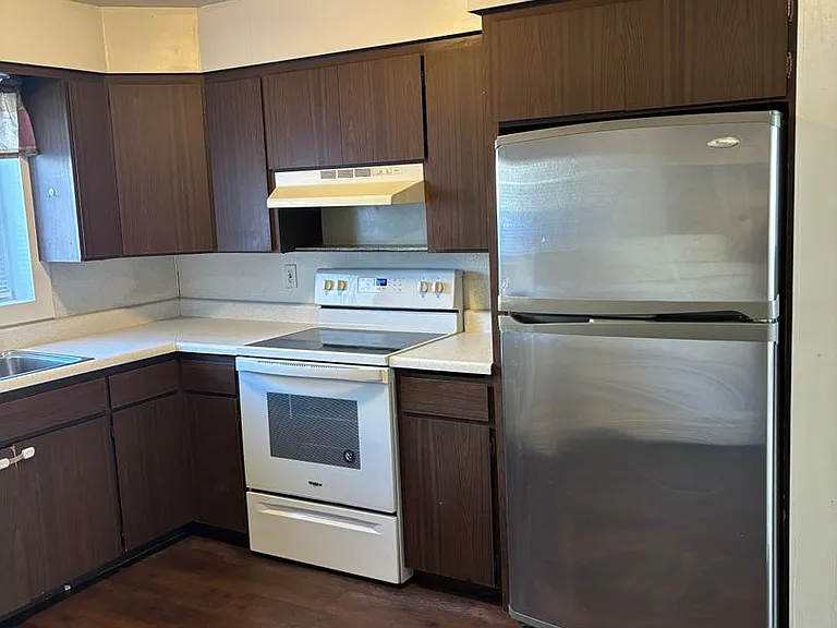 94 Farewell Ave — Photo 34