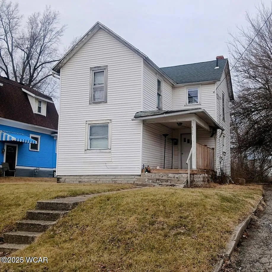 850 W Elm St photo 1