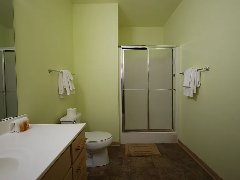 525 E Main St — Photo 96