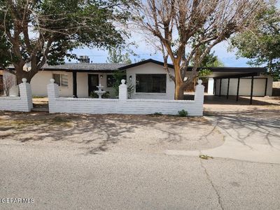 301 Bandolina Dr, Socorro, TX, 79927