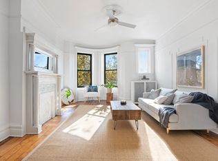705 Carroll St APT 4R, Brooklyn, NY 11215