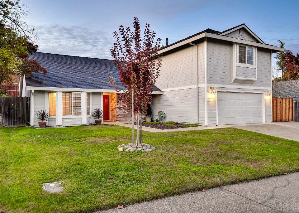 1st image of 184 Bittercreek Dr
