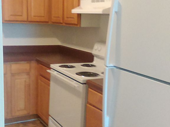 2nd image of 3323 W 32nd St APT C
