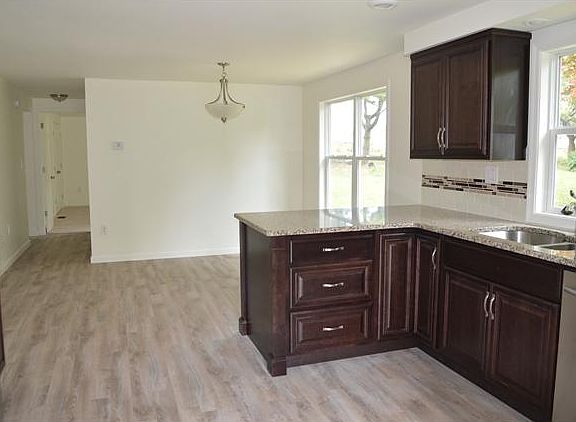 Brand new, extra large kitchen