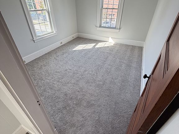 2nd image of 81 High St #2