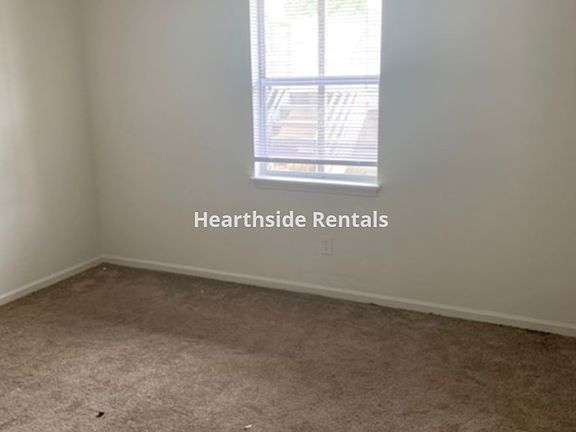 3rd image of 3005-11 Caldwell Ct