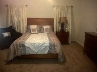 722 N 10th St, Reading, PA 19604