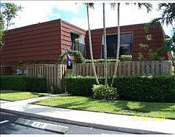 5th image of 9904 NW 6th Ct