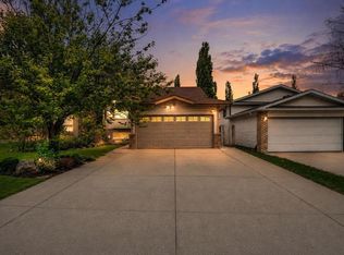 139 S Harvest Glen Rise NE, Calgary, AB T3K 4B9