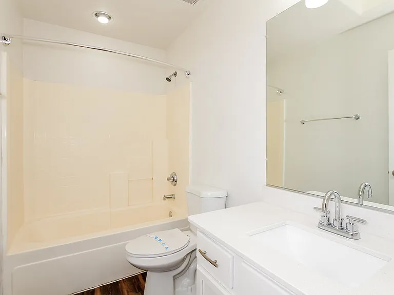 2018 N 106th Ln — Photo 13