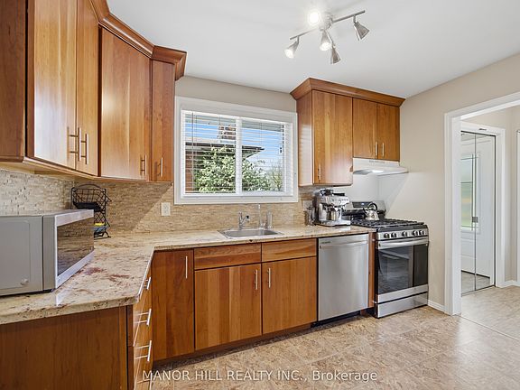 4th image of 513 Havelock Dr