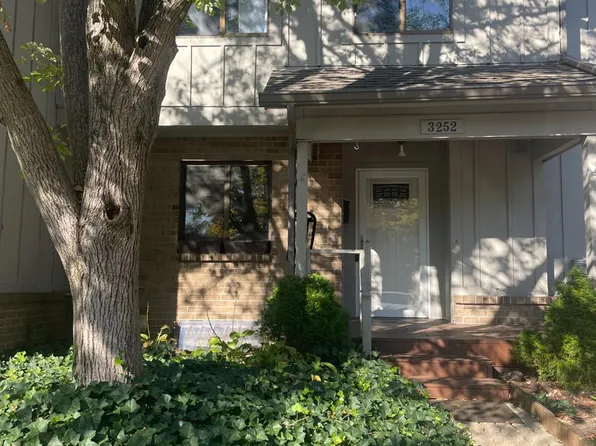 3252 Pebblebrook Ln, Cincinnati, OH 45251