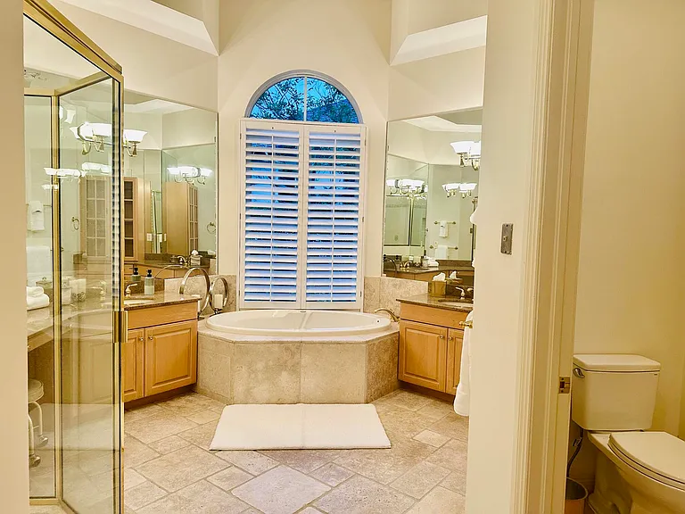 645 Atlantis Estates Way — Photo 10