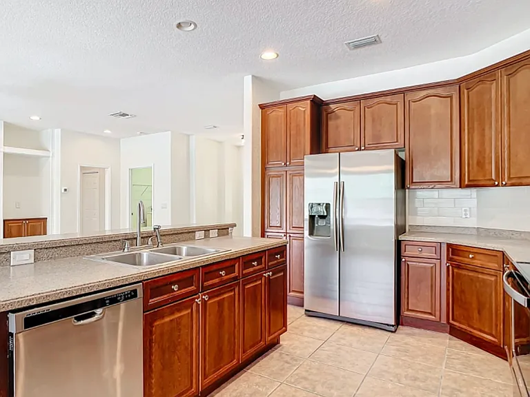 10809 Masters Dr — Photo 56