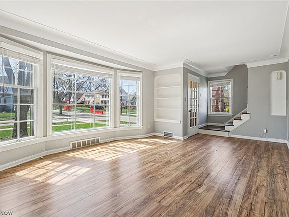 3rd image of 3741 Northwood Rd