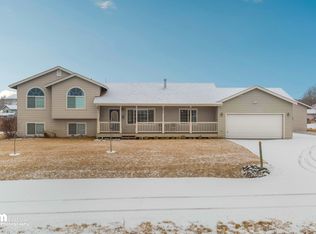 11671 E Annie Ln, Palmer, AK 99645