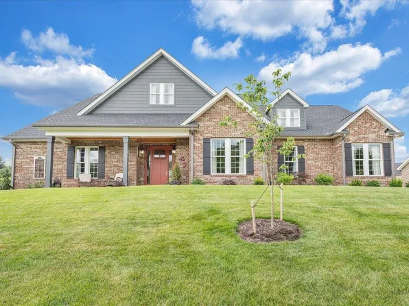 1204 Greenfield St, Daleville, VA 24083