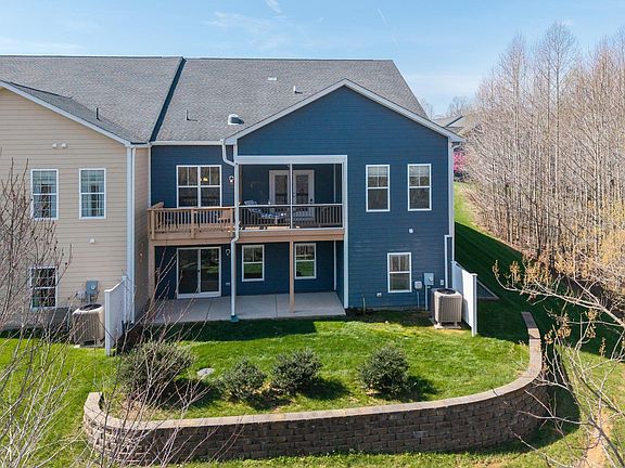 4th image of 171 Cottage Ct