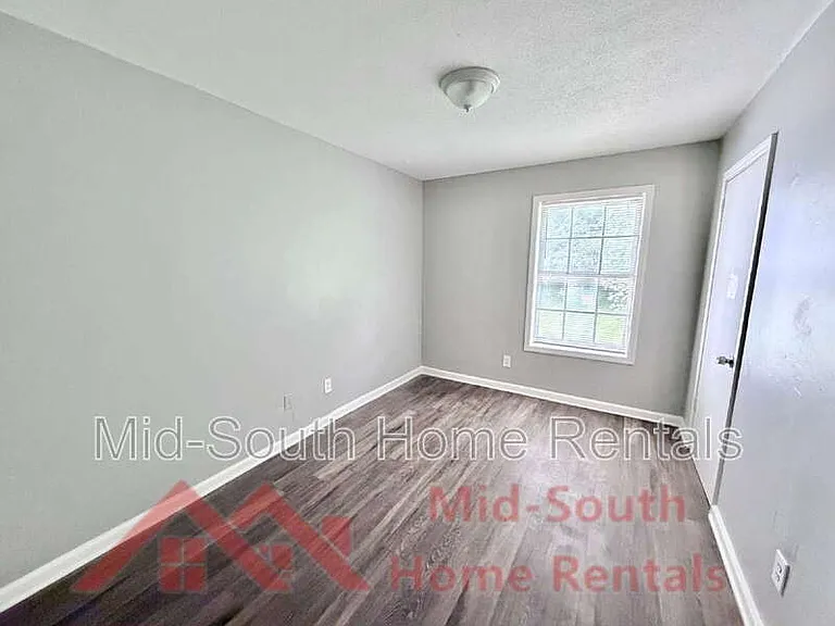 1270 Chickamauga Ave — Photo 19