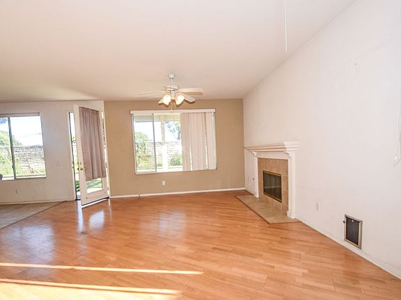 2nd image of 904 Calle Portilla