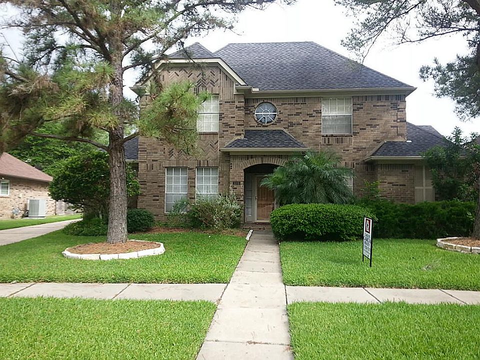 1st image of 139 Shadow Wood Dr