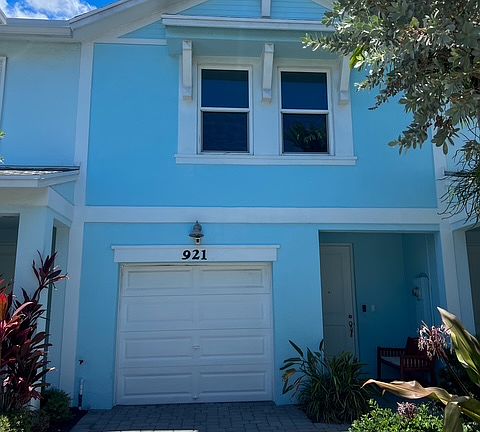 3rd image of 921 Seabright Ave