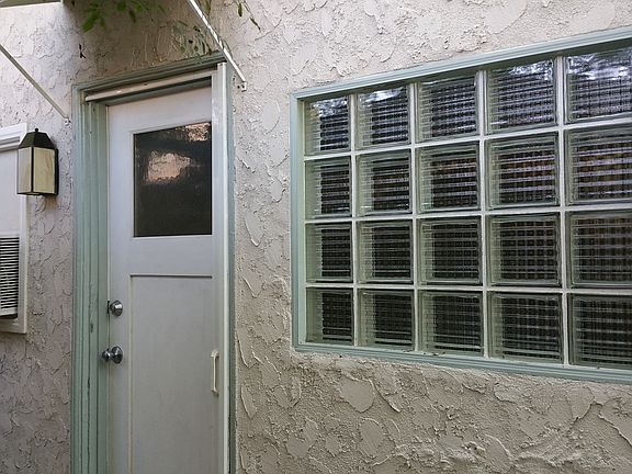 2nd image of 2400 Merton Ave
