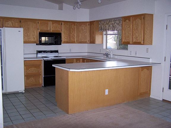 4th image of 2859 Canyon View Dr