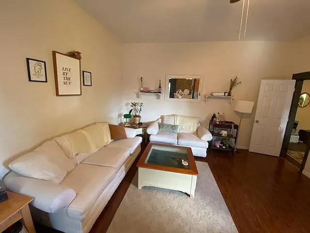 303 S Aiken Ave #6 — Photo 2