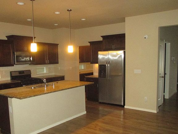 3rd image of 7902 161st St E