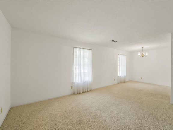 2nd image of 705 Darlene Ln