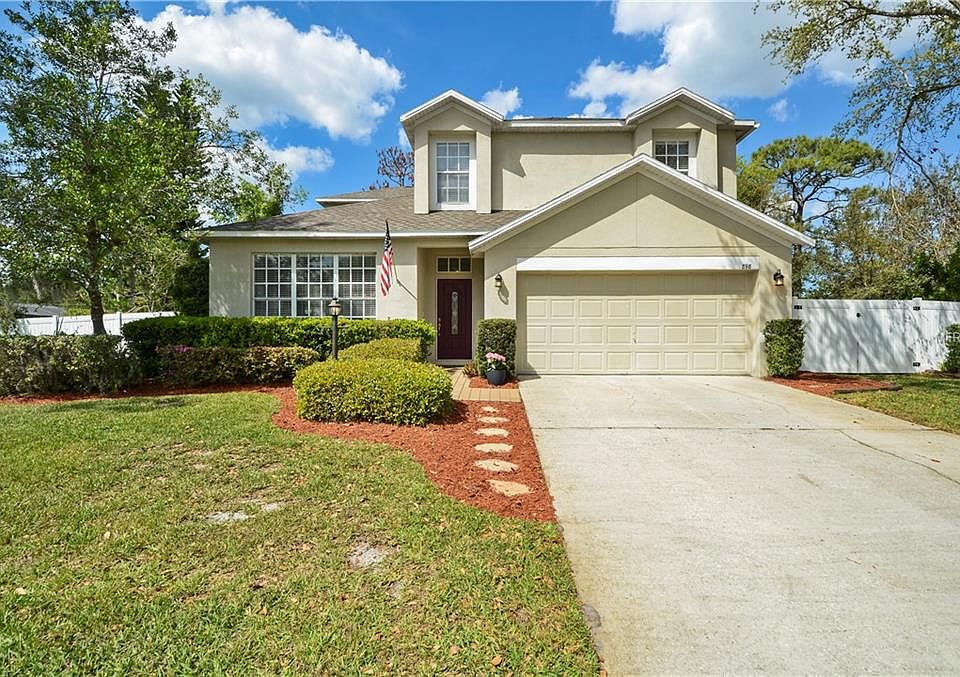 1st image of 898 Lewis Pl
