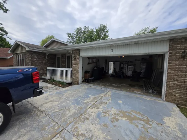 3 Scottie Ct, Manteno, IL 60950