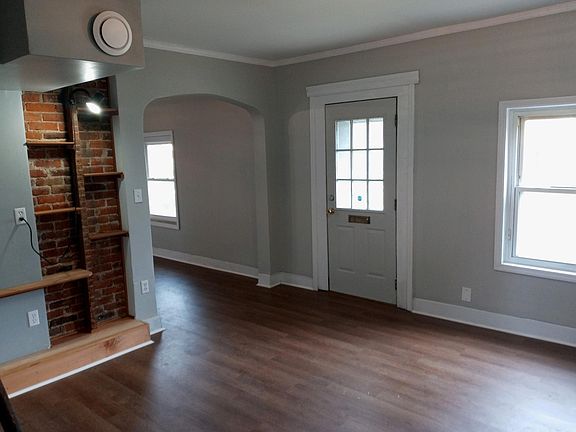5th image of 526 E Columbus St