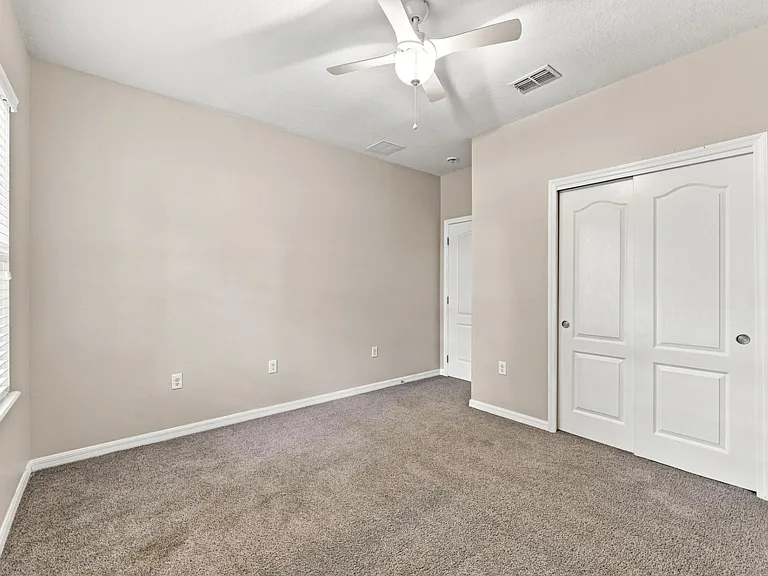 17013 Vilesta Dr — Photo 25