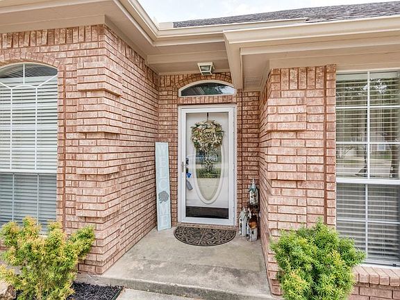4th image of 6748 Brittany Park Ct